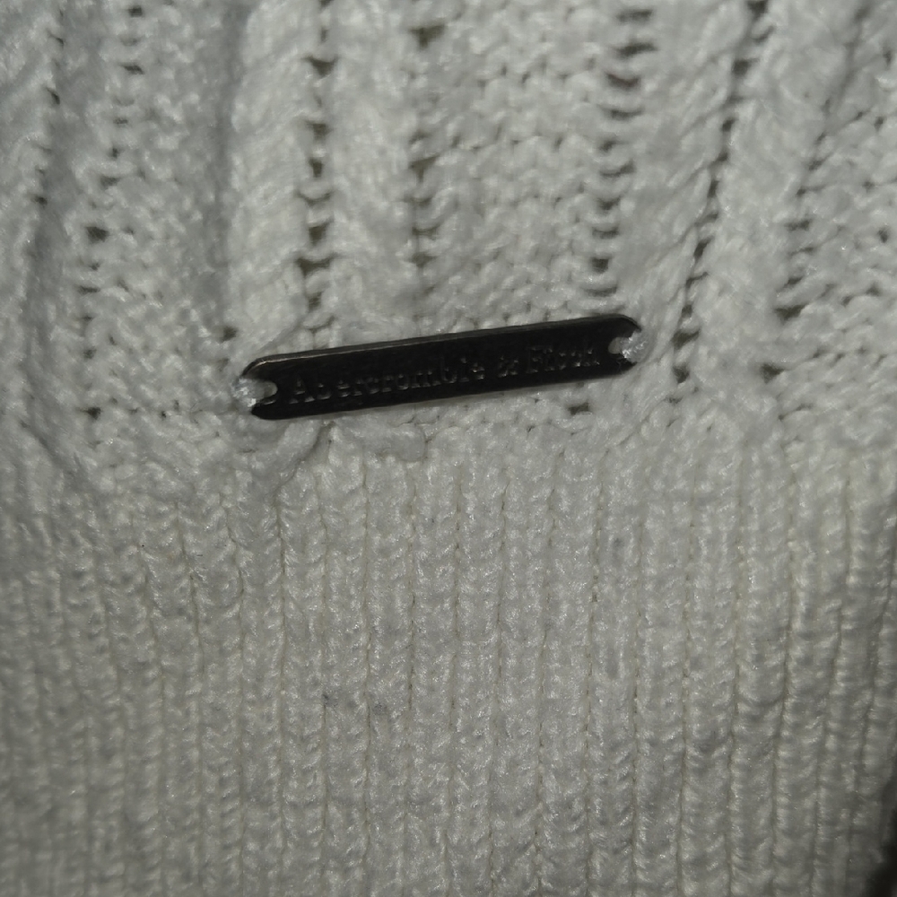 Abercrombie & Fitch White Button-Up Women's Crop Cardigan - Picture 3 of 5